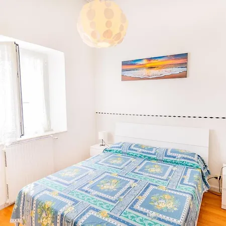 Tatil Evi La Casa Di Pippo-moneglia-garden-wifi-parking-barbecue